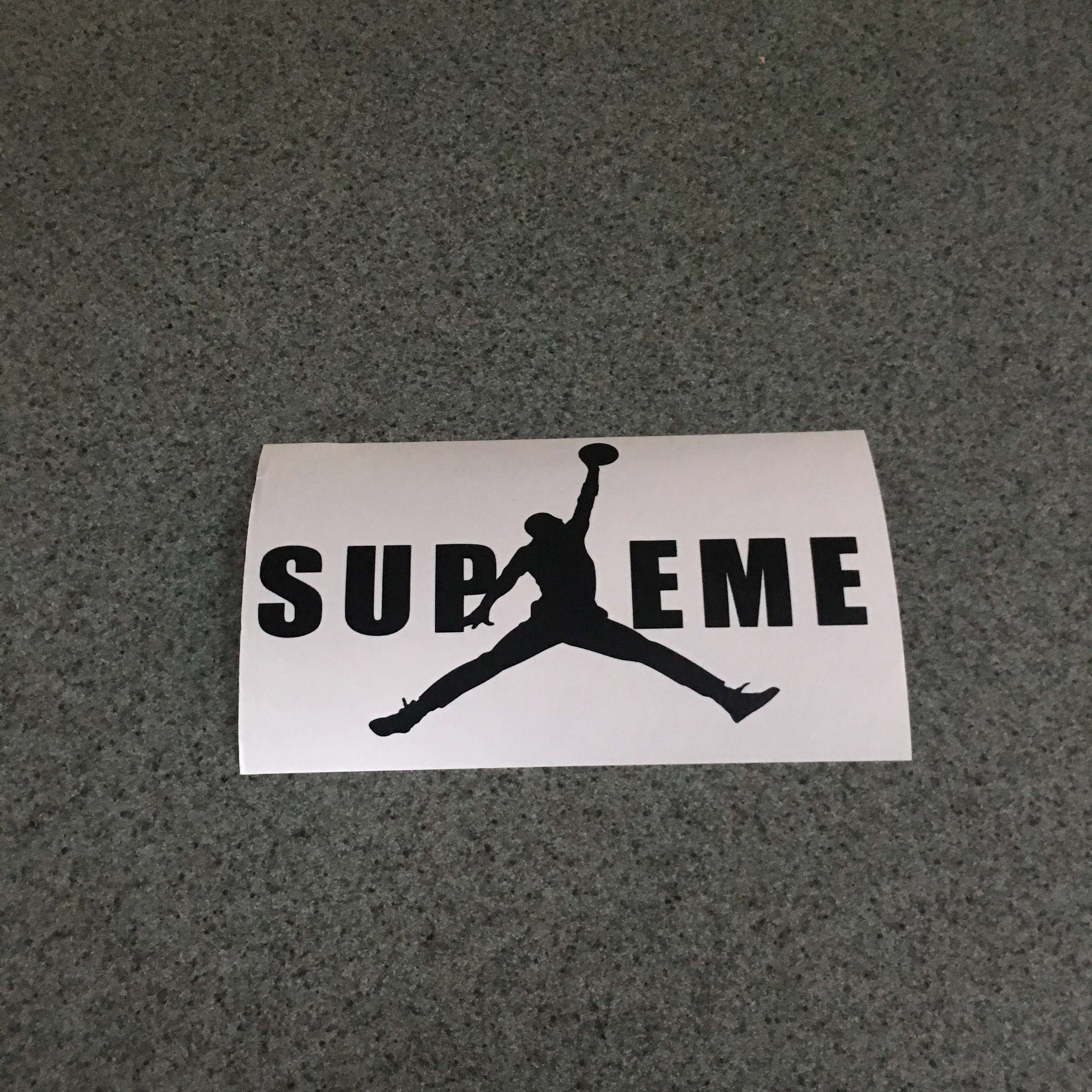 supreme 激レア　ジョーダンステッカー シュプリームNY 本店】【ジョーダン1st】ステッカー - メルカリ